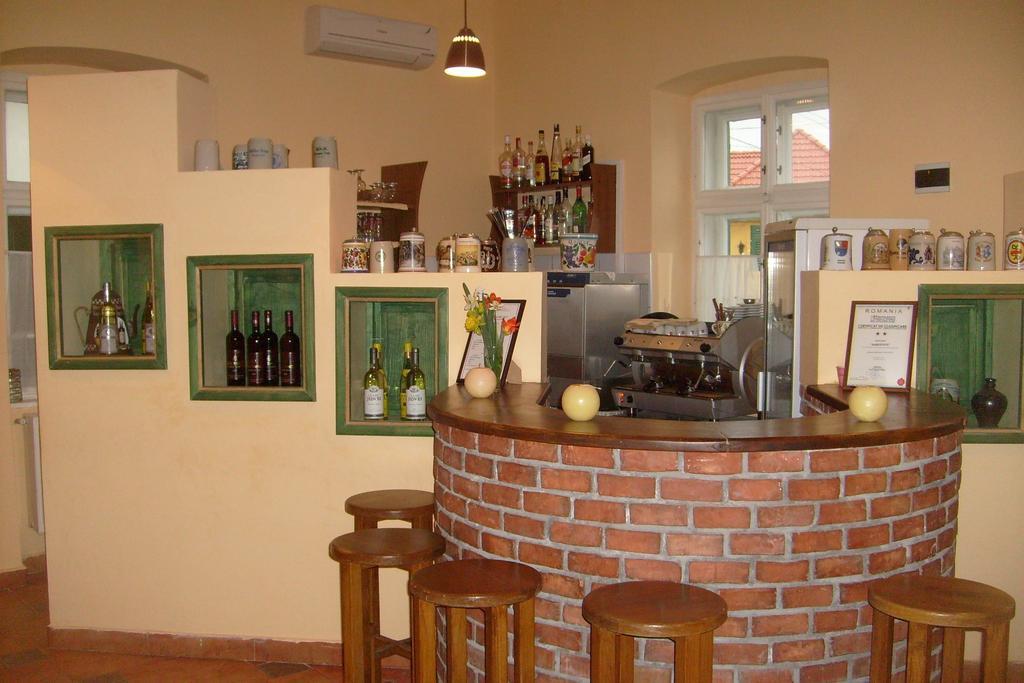 Pensiunea Sub Cetate Cisnădie Exterior foto