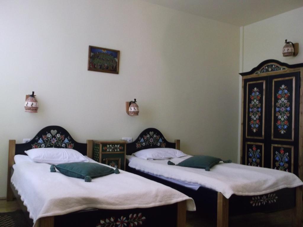 Pensiunea Sub Cetate Cisnădie Habitación foto