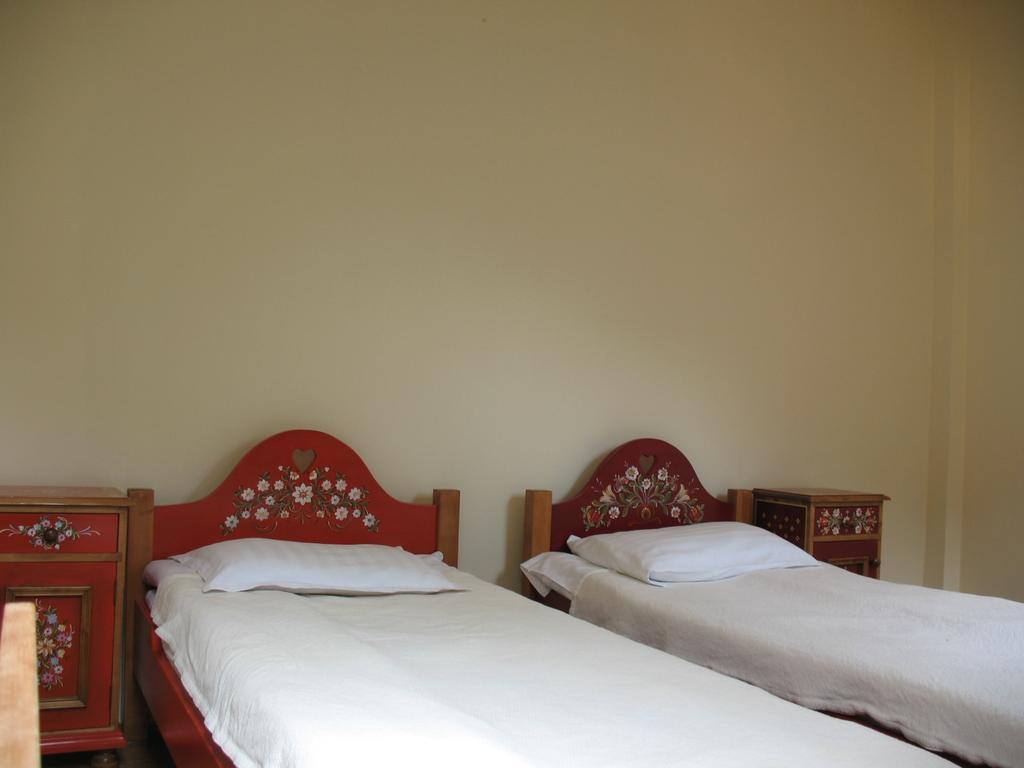 Pensiunea Sub Cetate Cisnădie Habitación foto