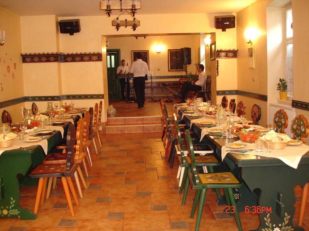 Pensiunea Sub Cetate Cisnădie Exterior foto
